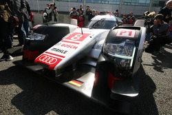 #8 Audi Sport Team Joest Audi R18 e-tron quattro: Lucas di Grassi, Loic Duval, Oliver Jarvis