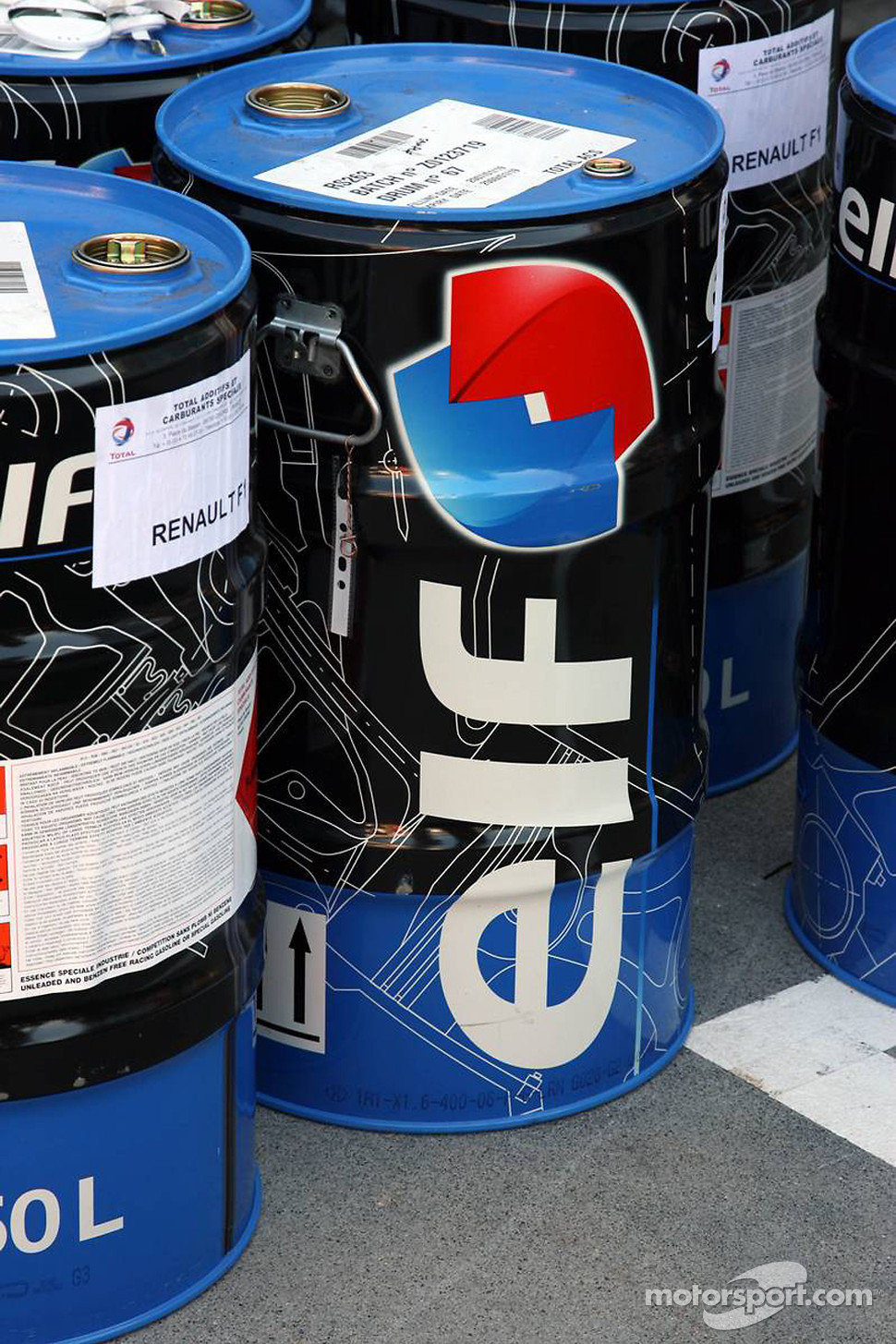 Elf Fuel Drums FORMULA 1 photos Main gallery