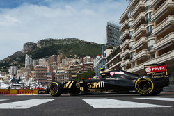 Pastor Maldonado, Lotus F1 E23