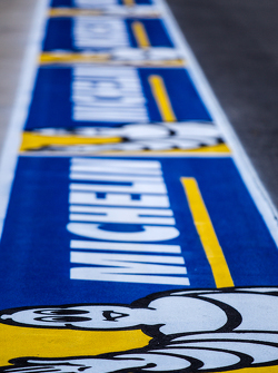 Pubblcità Michelin in pitlane