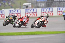 Danilo Petrucci, Pramac Racing Ducati y Andrea Dovizioso, Ducati Team y Bradley Smith, Tech 3 Yamaha