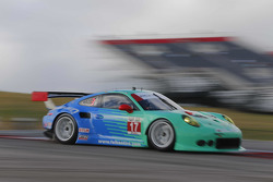 飞劲轮胎车队17号保时捷911 RSR赛车:沃尔夫·亨泽勒、布莱恩·塞勒斯