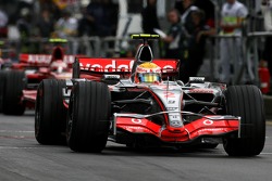 Lewis Hamilton, McLaren Mercedes, MP4-22
