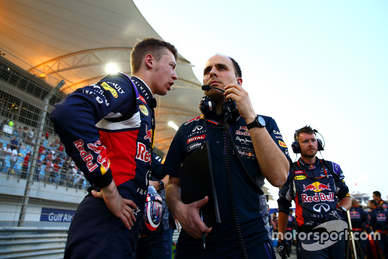 Джи-Пи, гоночный инженер