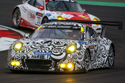 #911 Porsche Team Porsche 911 GT3 R: Nick Tandy, Frédéric Makowiecki