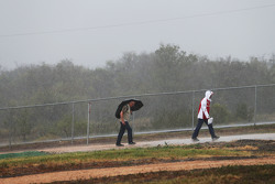 Fans en la lluvia