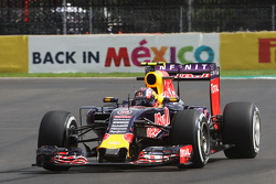 Daniil Kvyat, Red Bull Racing RB11