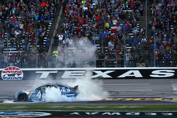Ganador de la carrera Jimmie Johnson, Hendrick Motorsports Chevrolet