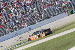 Tony Stewart, Stewart-Haas Racing Chevrolet, mit Dreher