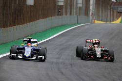 Felipe Nasr, Sauber F1 Team and Pastor Maldonado, Lotus F1 Team