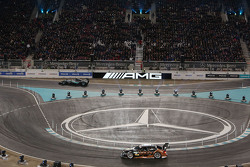 Nico Rosberg, Mercedes AMG F1 and Pascal Wehrlein, HWA AG Mercedes-AMG DTM