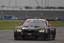 宝马瑞豪李特曼拉尼根车队25号宝马M6 GTLM:比尔·奥伯伦、德雷克·沃纳、奥古斯托·法福斯、布鲁诺·施平格勒