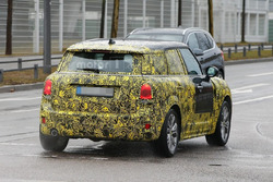 Mini Countryman 2017 spyfoto