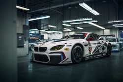 BMW M6 GTLM im Jubiläumsdesign für 100 Jahre BMW