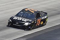 Truex Jr. gana la primera etapa en Dover y Suárez logra puntos
