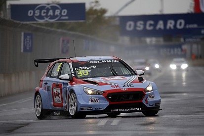 Tarquini gana la carrera inaugural y Guerrieri en 7°