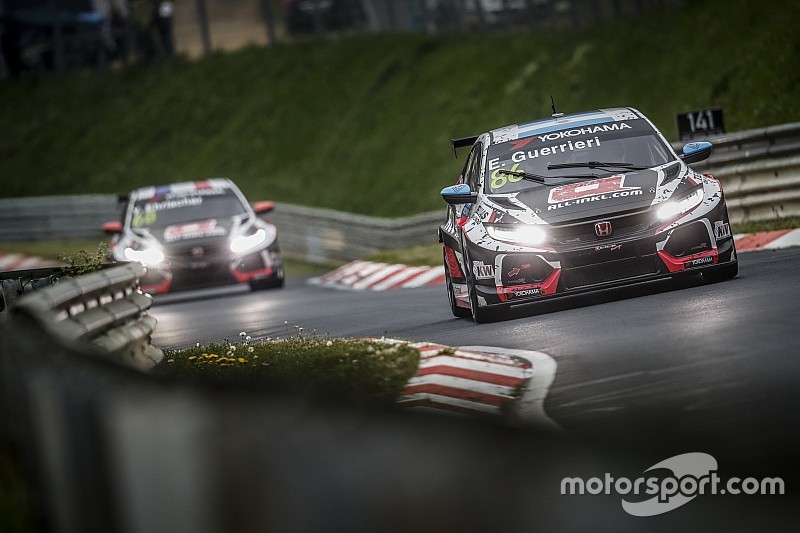 Nurburgring WTCR: Guerrieri 2018'deki ilk yarışını kazandı