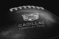 Cadillac presentará la decoración de Checo Pérez para 2026 en el Super Bowl