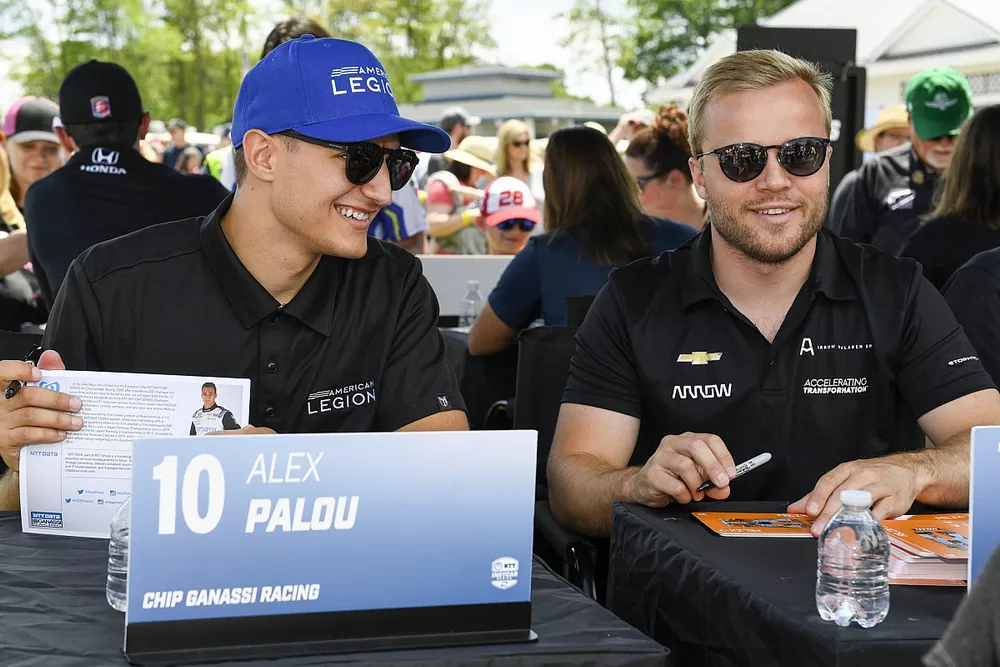 Alex Palou, Chip Ganassi Racing Honda and Felix Rosenqvist, Arrow McLaren SP Chevrolet