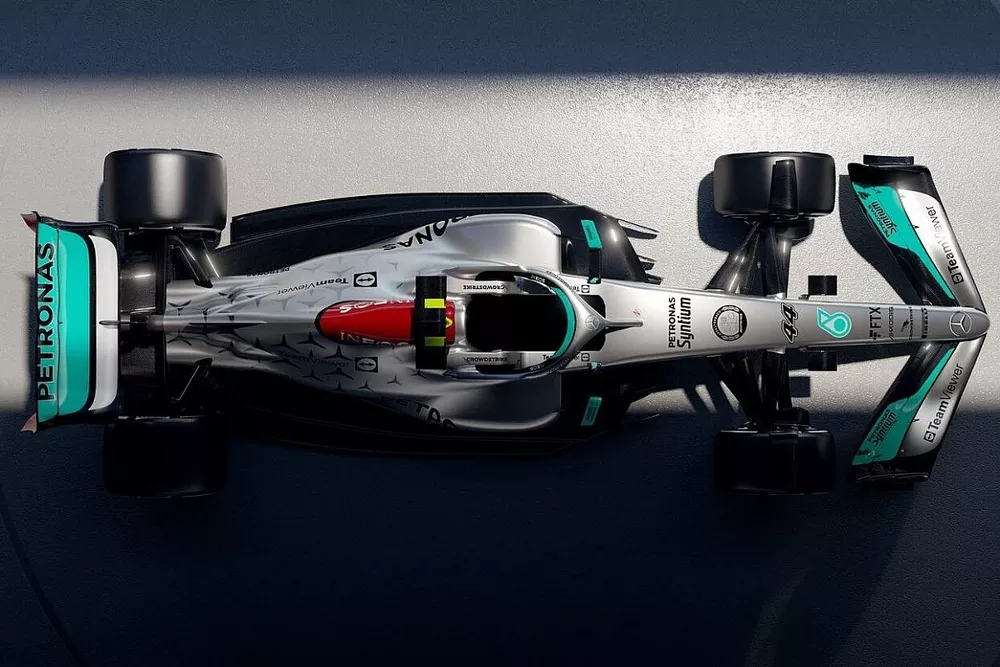 Mercedes W13