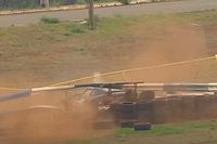 VÍDEO: Acidente forte de Marcondes encerra precocemente prova da Porsche Cup em Goiânia