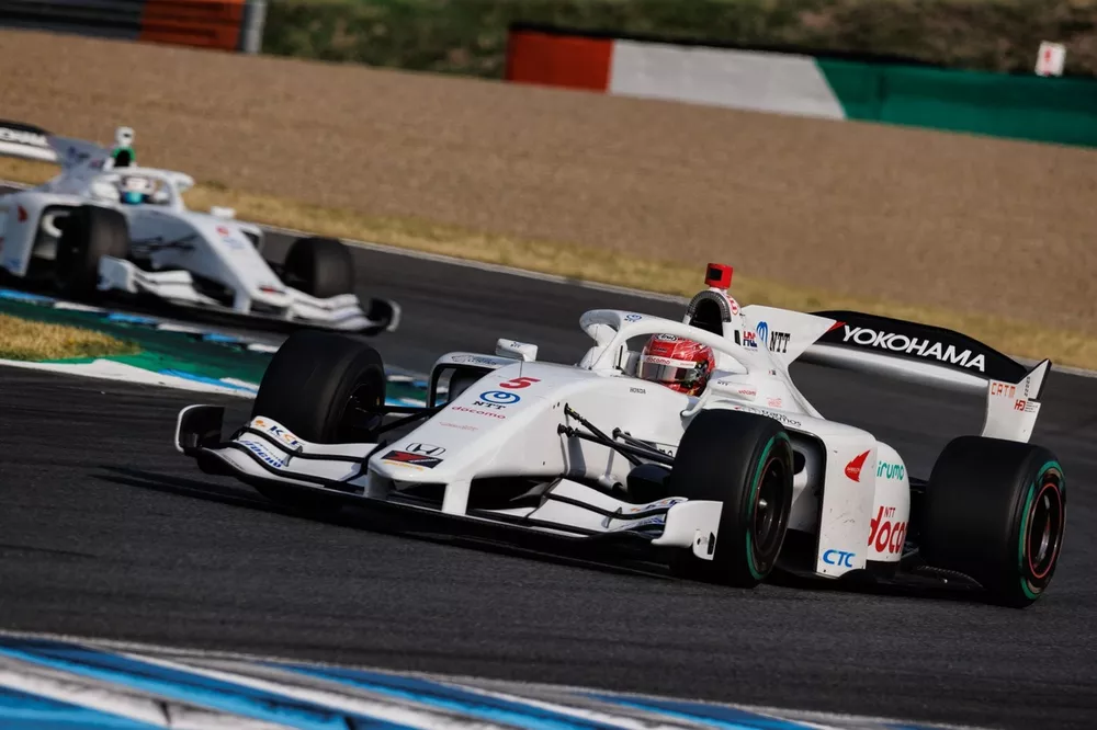 Tadasuke Makino, DOCOMO TEAM DANDELION RACING