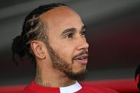 Por qu&eacute; Hamilton guarda documentos y los env&iacute;a a Ferrari F1