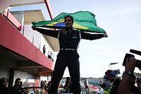 Nelsinho Piquet é campeão da final mundial do Lamborghini Super Trofeo