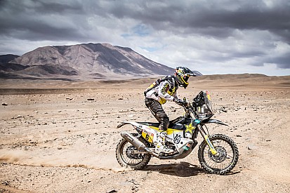 Quintanilla regresa a la pelea por el Dakar tras la octava etapa