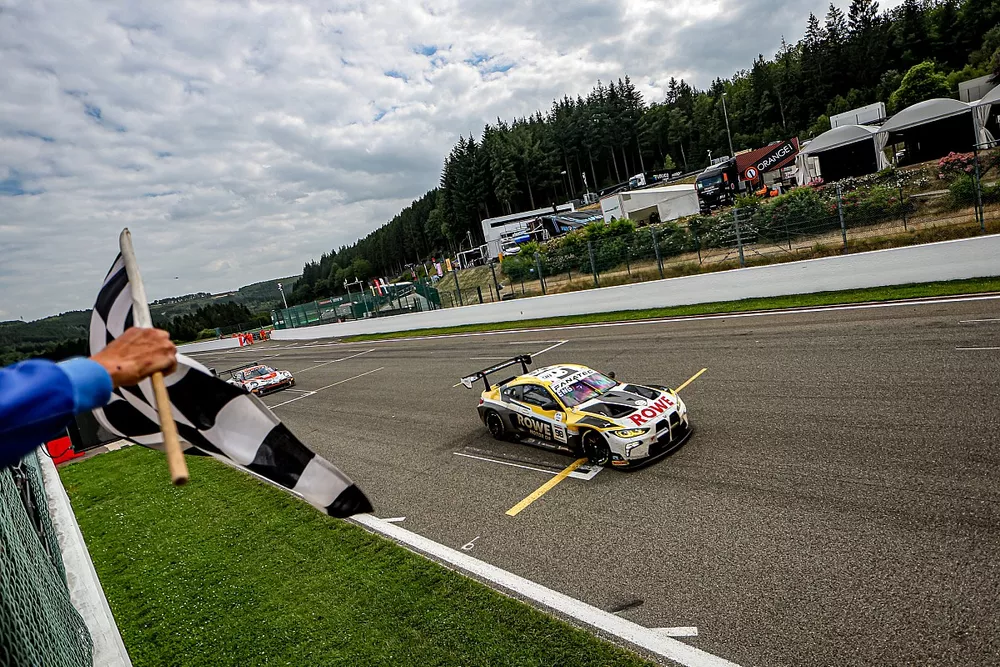 Race winner #98 Rowe Racing BMW M4 GT3: Philipp Eng, Marco Wittmann, Nicholas Yelloly