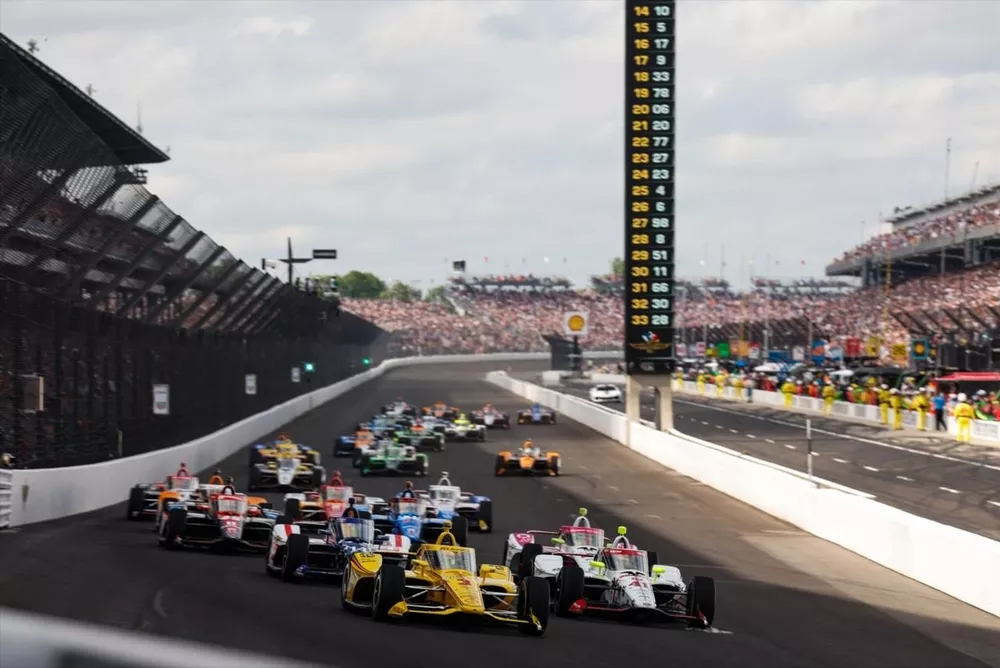 Indy 500 action