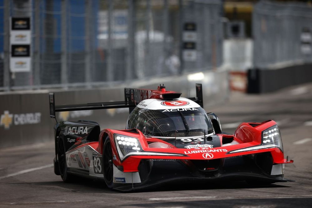 Acura literally rubs its way into a front row lockout for IMSA's ...