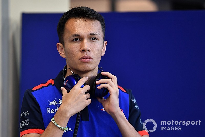 Toro Rosso, Albon si presenta: