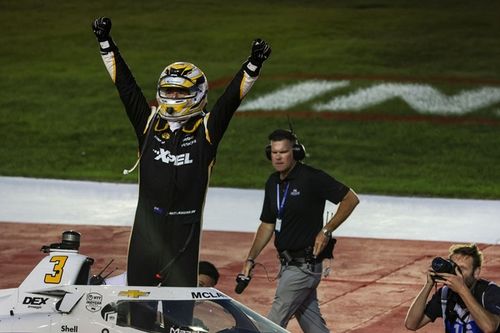 McLaughlin está "muy orgulloso" por su primera victoria en un óvalo