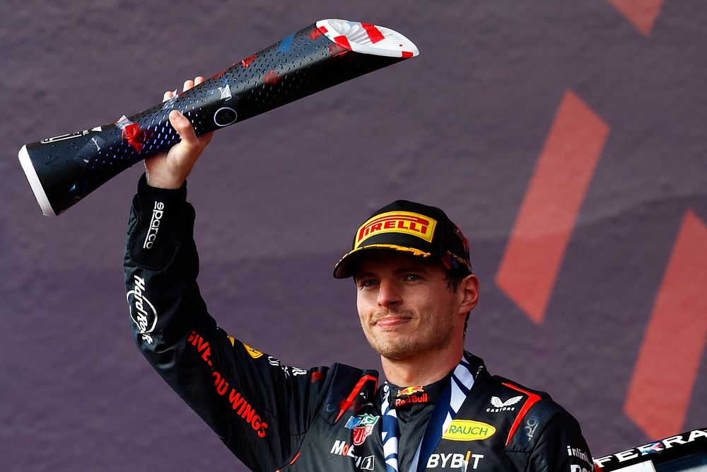 角田裕毅　マックスフェルスタッペン　ペレス　ローソン　サイン　F1　直筆 角田裕毅マックスフェルスタッペンペレスローソンサインF1直筆