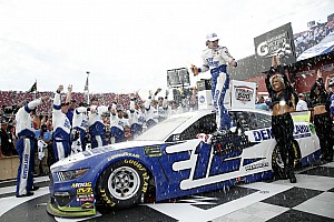 Blaney beats Newman in thrilling photo finish at Talladega