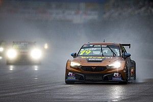 Huff se convierte en el 12° ganador diferente del WTCR