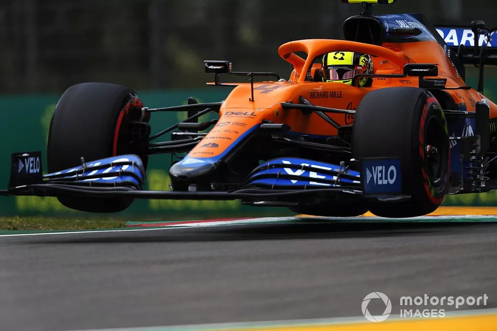 Lando Norris, McLaren MCL35M, in the air