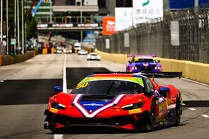 Macao | FIA GT: Ferrari en Super Pole para la Qualy Race con Fuoco delante de Ye