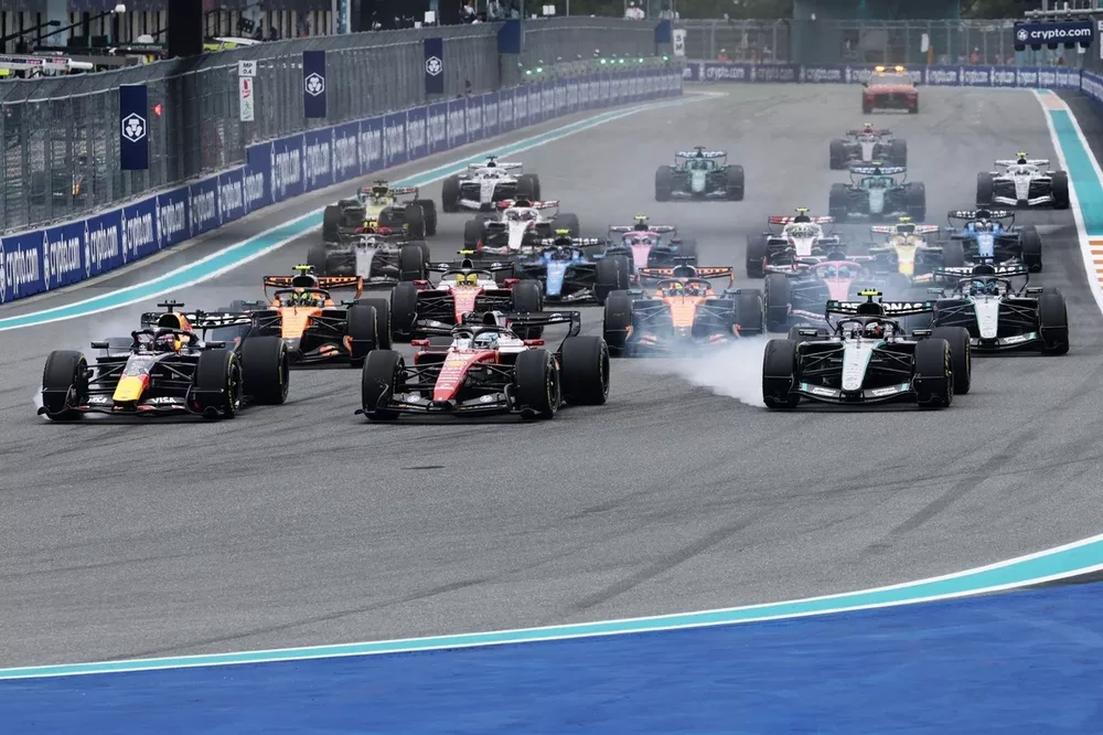 Andrea Kimi Antonelli, Mercedes, Charles Leclerc, Ferrari, Max Verstappen, Red Bull Racing