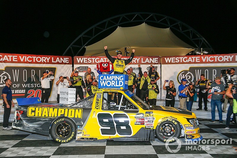 Enfinger vence prova movimentada em Las Vegas