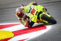 Bezzecchi sigue sin encontrar sensaciones con la Ducati GP23 en Portimao