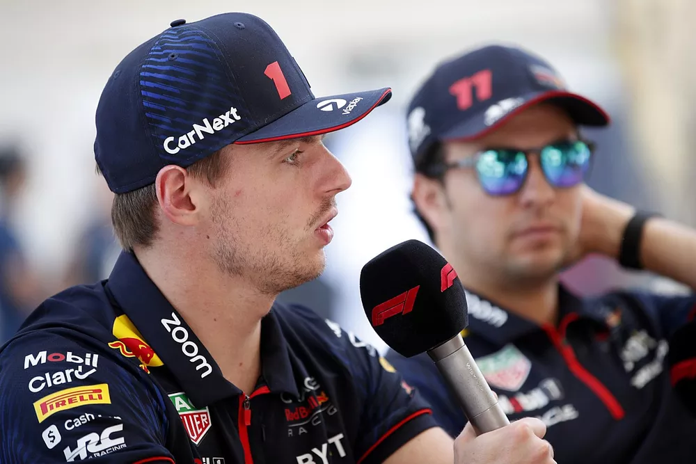 Max Verstappen, Red Bull Racing, Sergio Perez, Red Bull Racing, houden een persconferentie