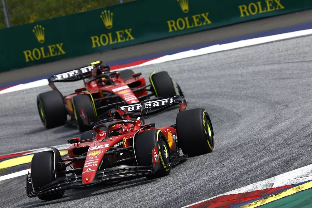 Charles Leclerc, Ferrari SF-23, Carlos Sainz, Ferrari SF-23
