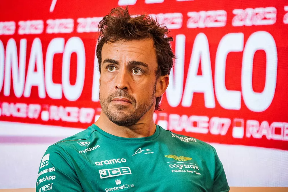 Fernando Alonso, Aston Martin F1 Team