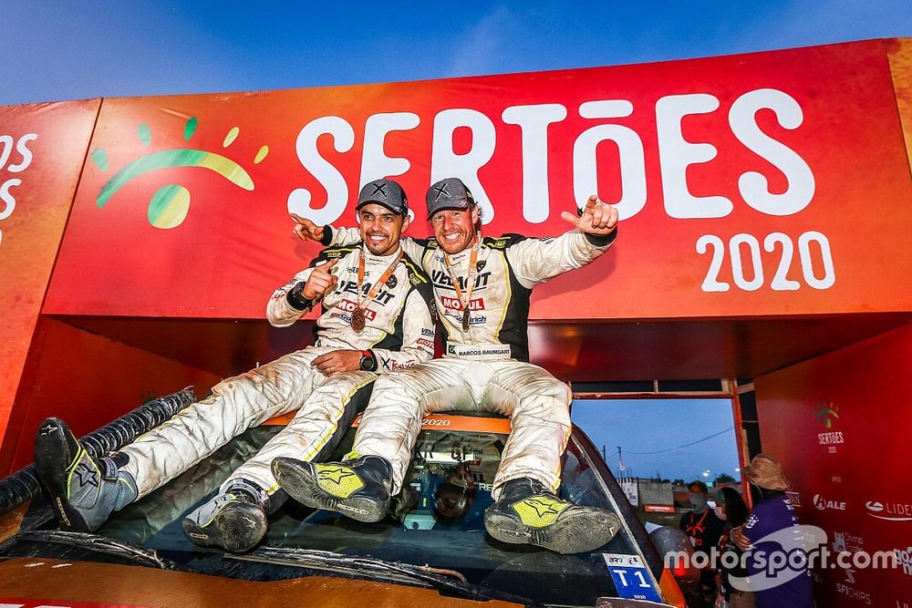Dupla campeão nos Carros: Marcos Baumgart/Kleber Cincea