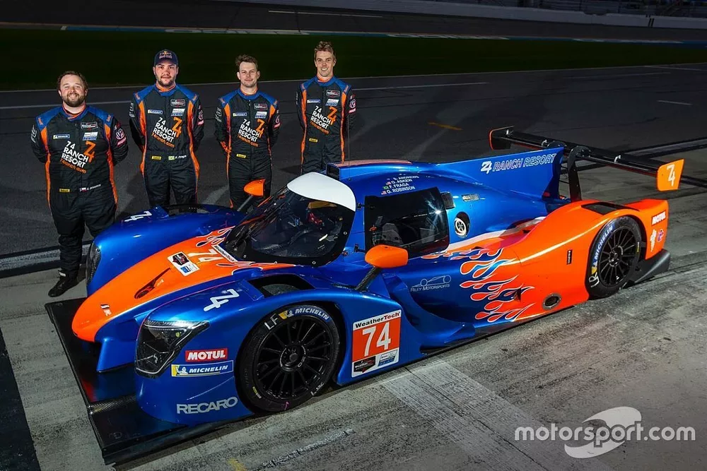 Felipe Fraga e esquadr&atilde;o da Riley Motorsports