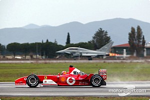 El día que Schumacher se batió contra un avión caza