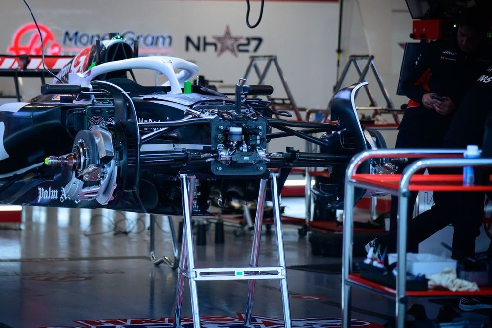 Haas VF-24