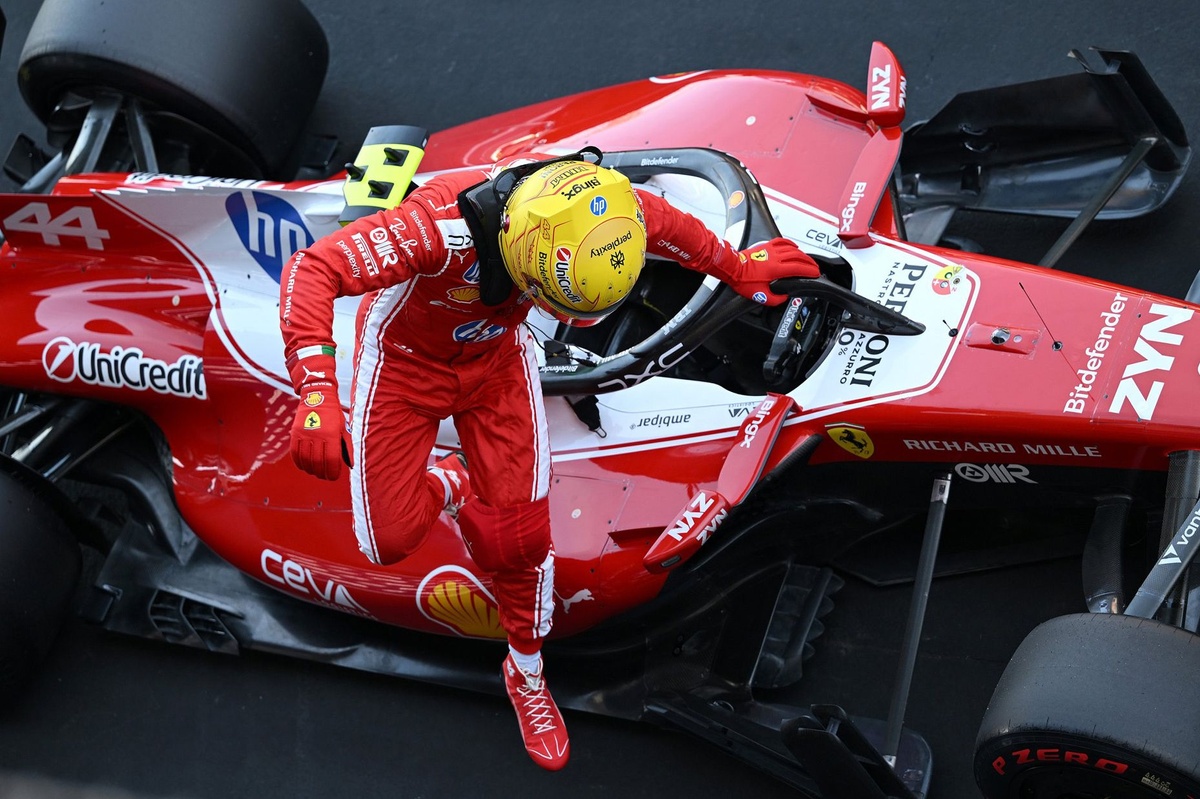 ¿Por qué Hamilton dejó el circuito de Barcelona antes de la clasificación y cómo lo ayudó?